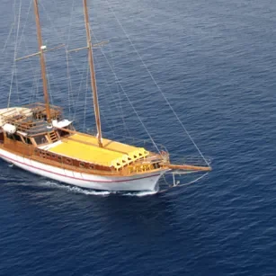 Paradise Yacht in Eilat