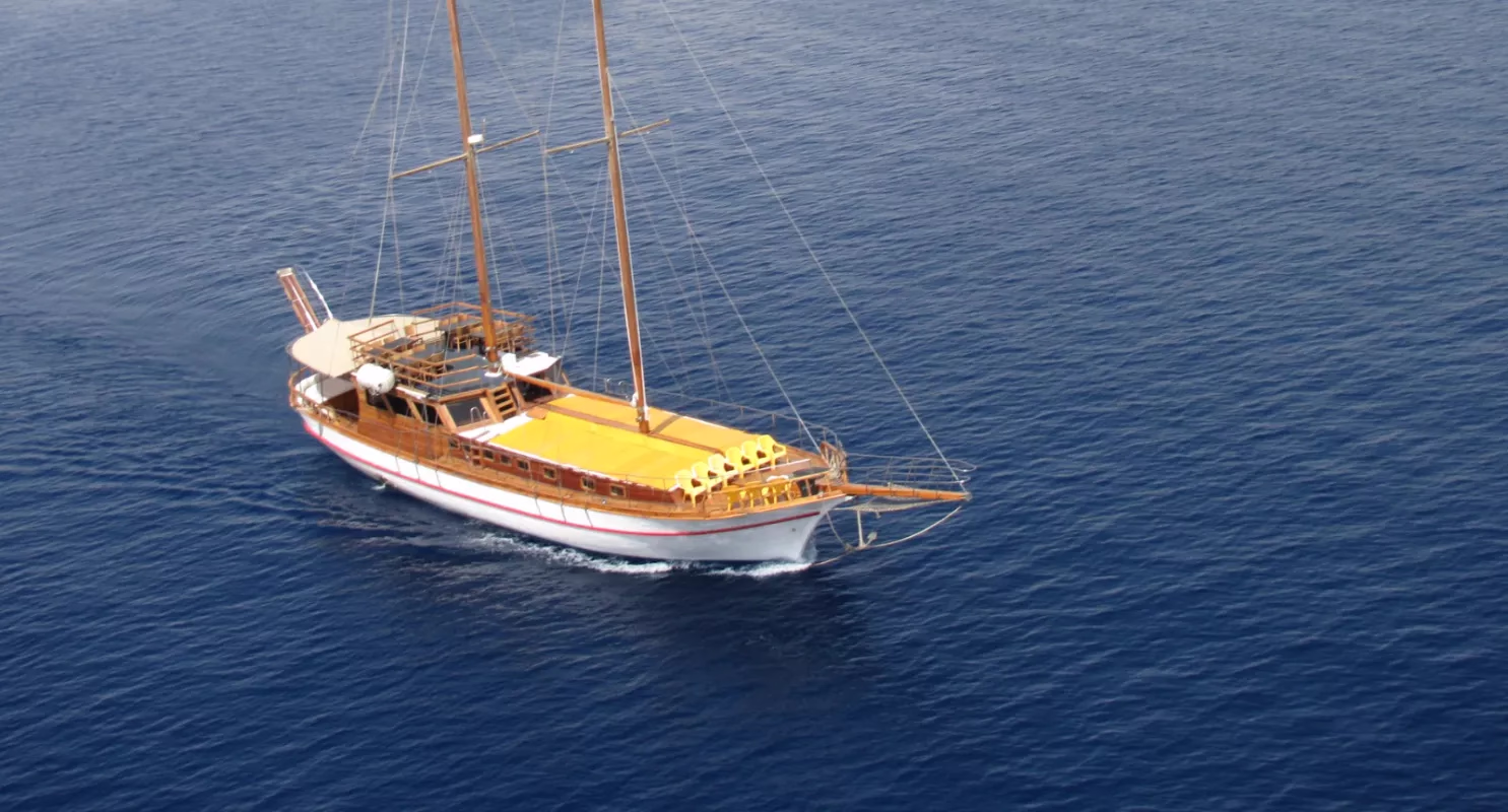 Paradise Yacht in Eilat - Image 1